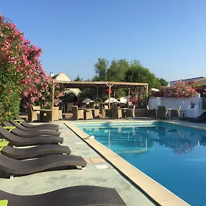 3* Hotel Mas Des Salicornes